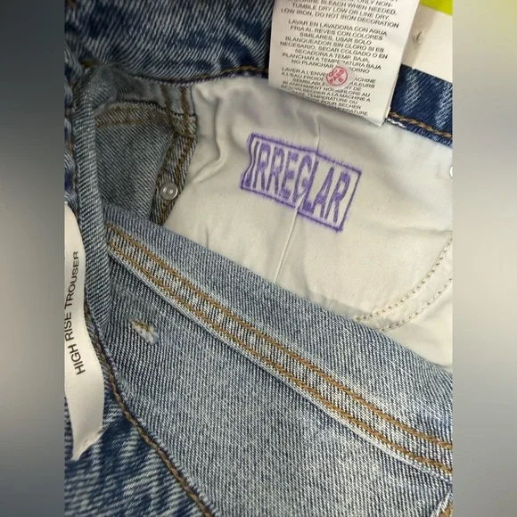 Wrangler Light Wash Faded High Rise Wide Leg Trouser Jeans Women’s Size 9/10 NWT - Picture 10 of 10